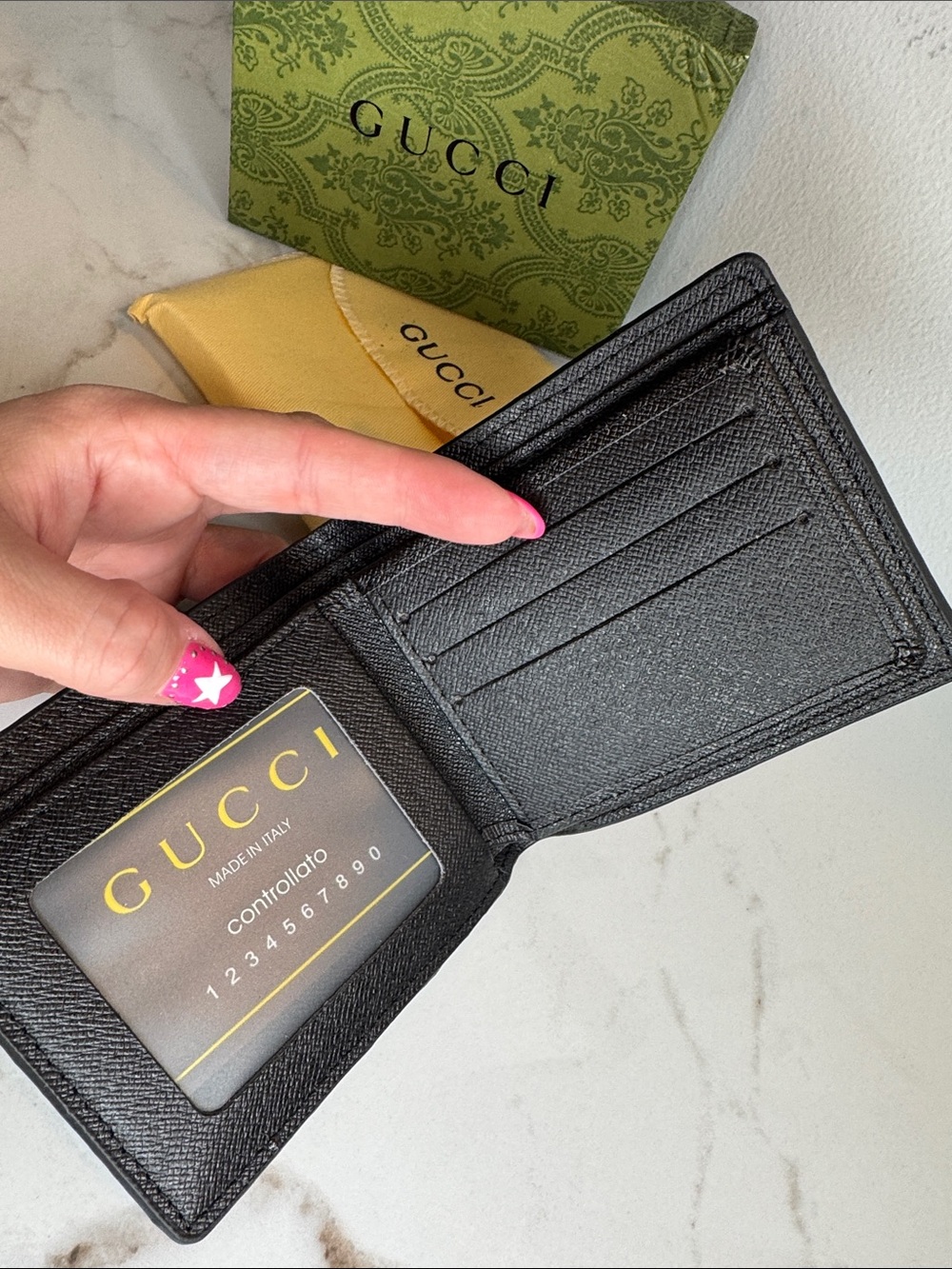 Men’s Bifold Wallet - Picture 3 of 5